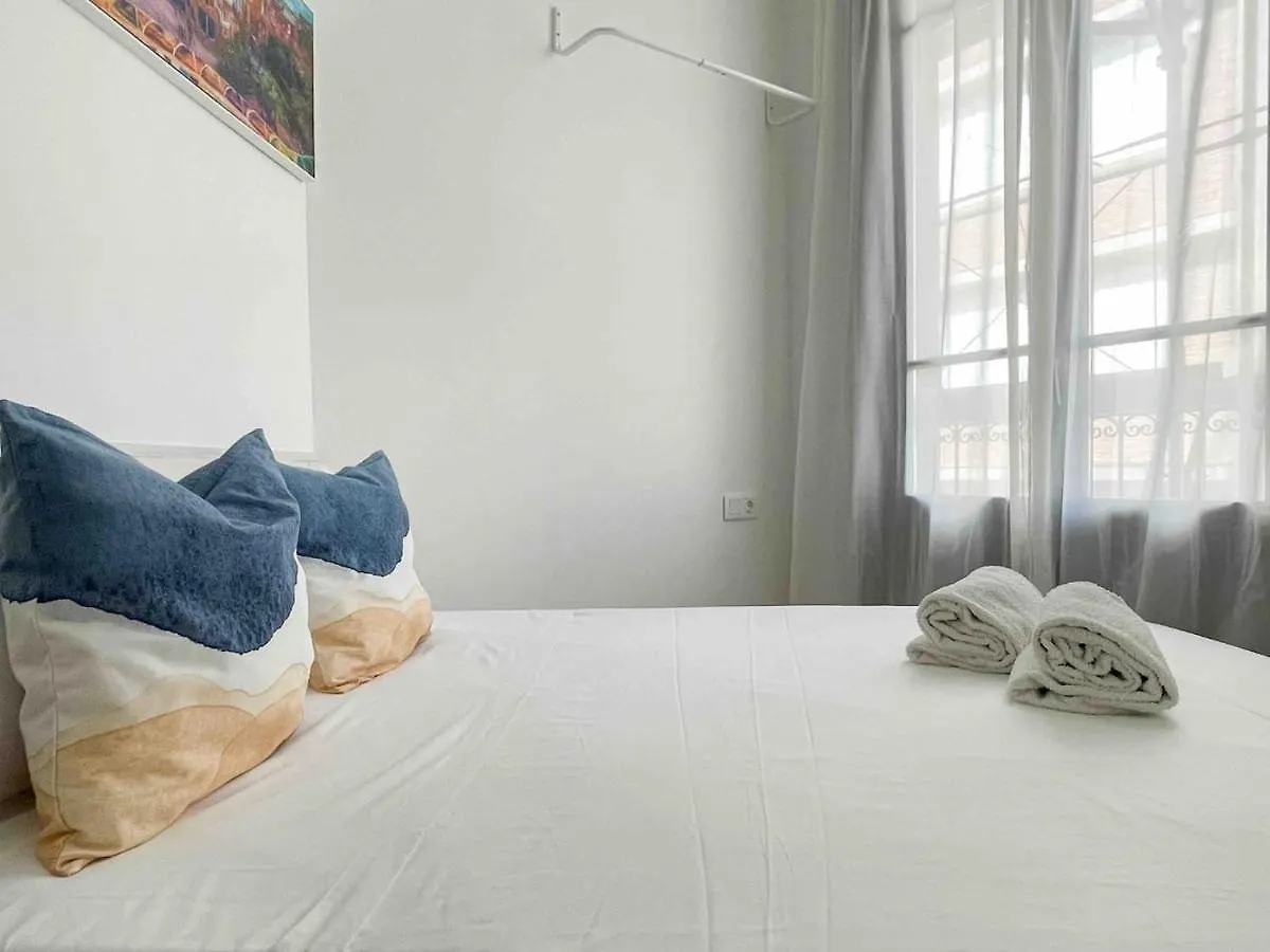 Apartment Hostourist Fira Plaza Espana 3 Rooms Barcelona