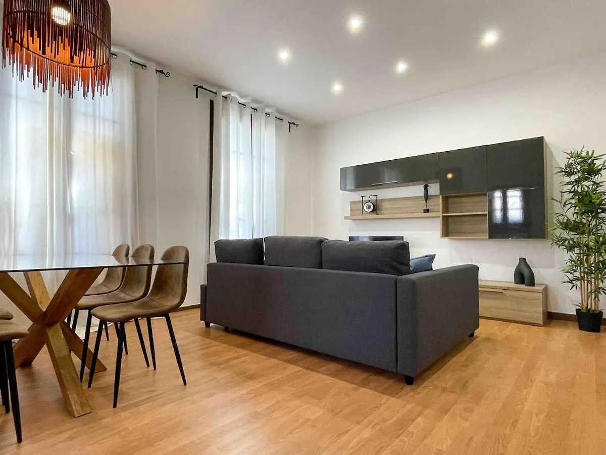 شقة Hostourist Fira Plaza Espana 3 Rooms برشلونة إسبانيا