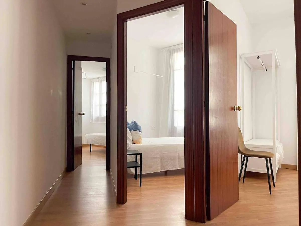 Hostourist Fira Plaza Espana 3 Rooms Barcelona Apartment